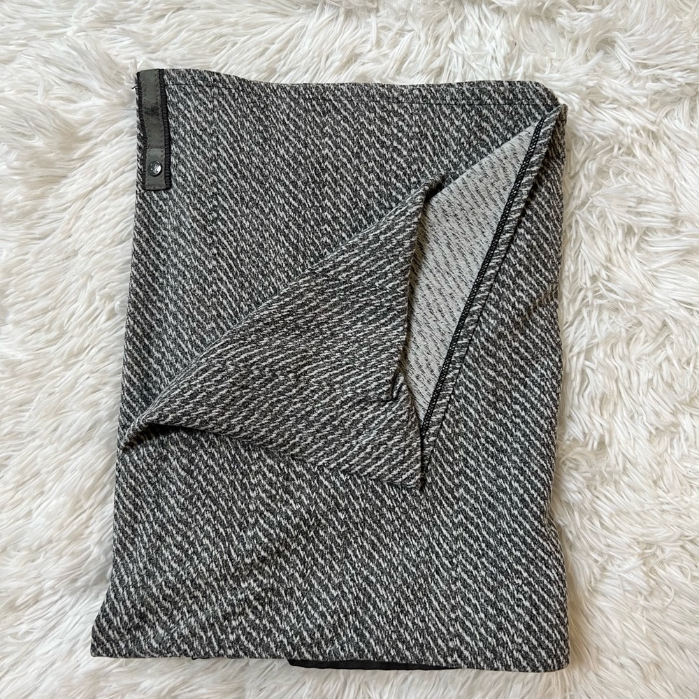 Lululemon Scarf